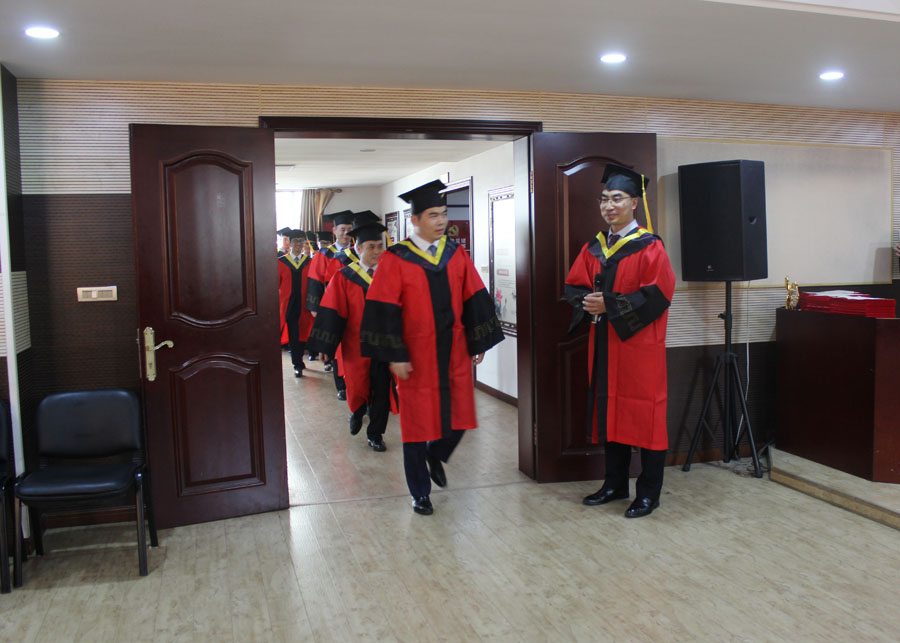 Graduation ceremony for 2018 QIHANG College